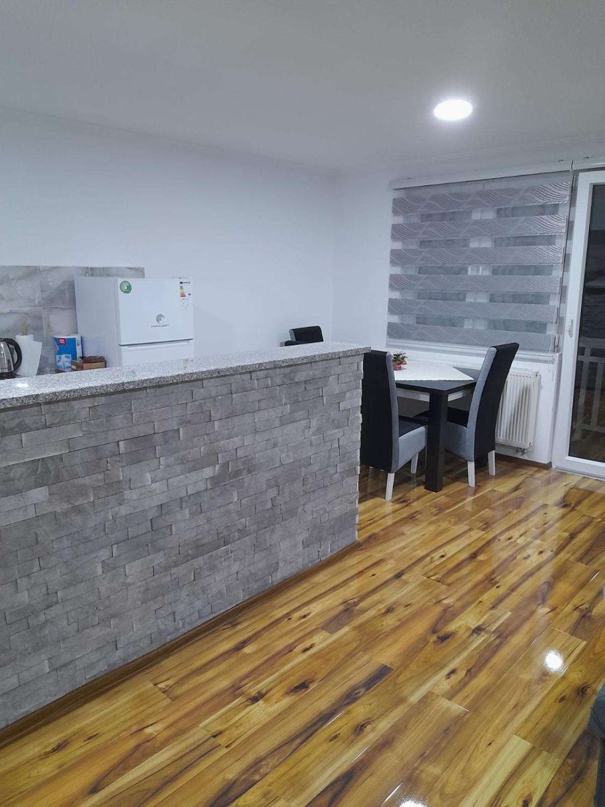 Apartman Micevic Foca Zewnętrze zdjęcie